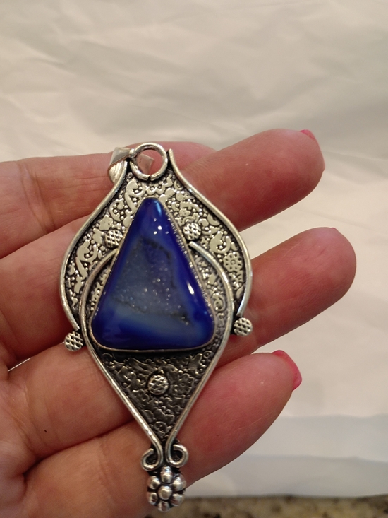 no brand Jewelry - Handcrafted Blue Druzy Pendant Stunning!